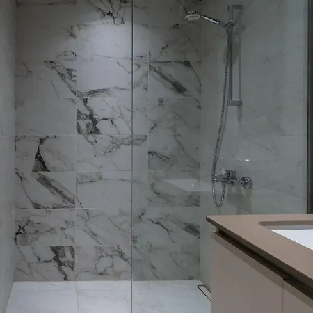 Lovely - Waterfront - Free Parking *