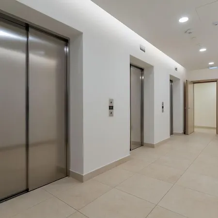 Apartman Lovely - Waterfront - Free Parking *