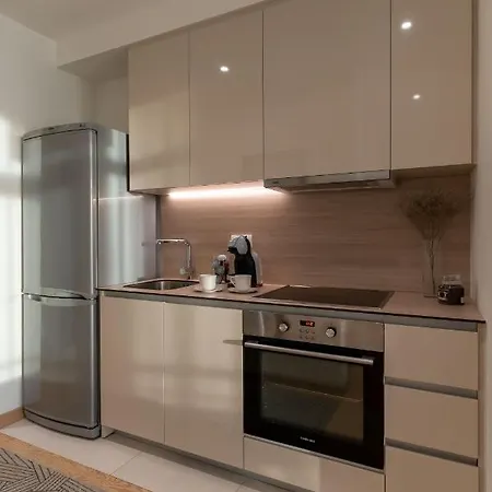 Lovely - Waterfront - Free Parking * Belgrád